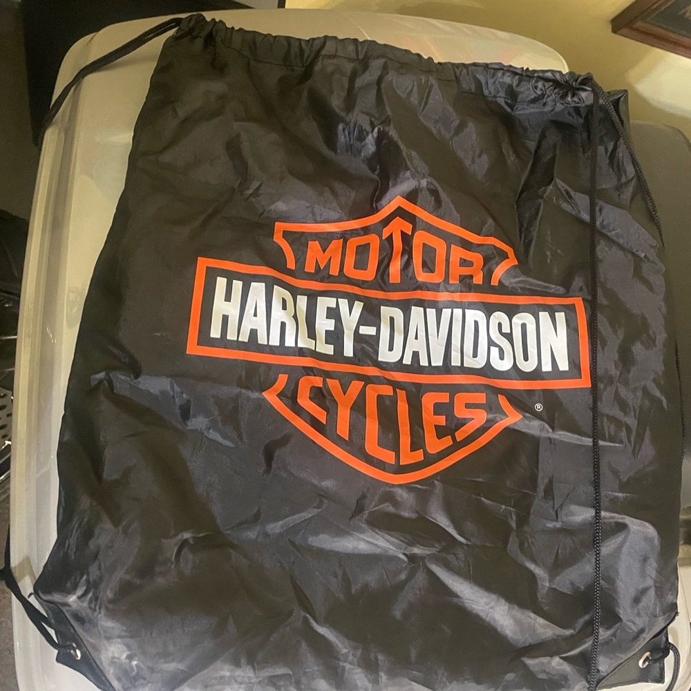 Harley-Davidson Black Drawstring Bag With Key Chain & Beach Blanket